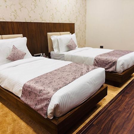 Pam Premium Hotel Βαντοντάρα Εξωτερικό φωτογραφία