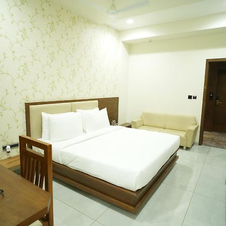 Pam Premium Hotel Βαντοντάρα Εξωτερικό φωτογραφία